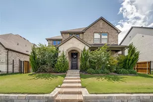 909 Almond Blossom Cir, Crowley, TX 76036 - Photo 1