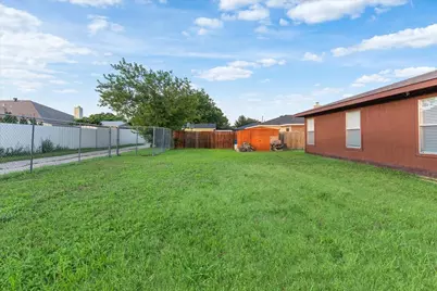 10311 Pondwood Drive, Dallas, TX 75217 - Photo 14