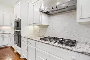 3224 Balcones Dr, Irving, TX 75063 - Photo 10