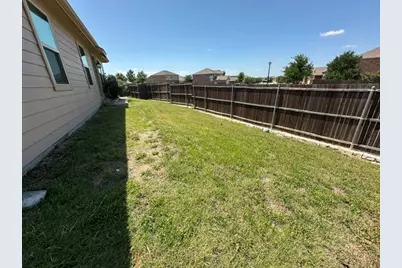 1202 Meadow Wood, Princeton, TX 75407 - Photo 4
