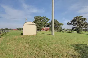 177 New Highland Rd, Springtown, TX 76082 - Photo 34