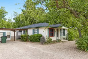 317 Hurt St, Dublin, TX 76446 - Photo 1