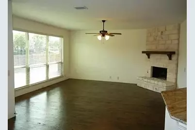 2320 Lynbridge Circle, Plano, TX 75025 - Photo 10