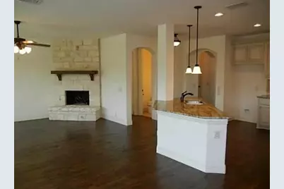 2320 Lynbridge Circle, Plano, TX 75025 - Photo 10