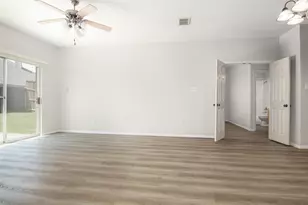 14541 Little Anne Dr, Little Elm, TX 75068 - Photo 10