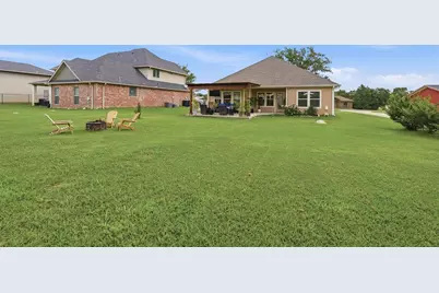 114 Sequoya Drive, Lake Kiowa, TX 76240 - Photo 32