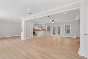 608 Catalina Dr, Waco, TX 76712 - Photo 6