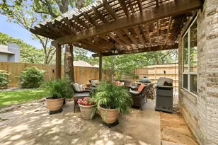 3906 Brookfield Dr, Arlington, TX 76001 - Photo 30