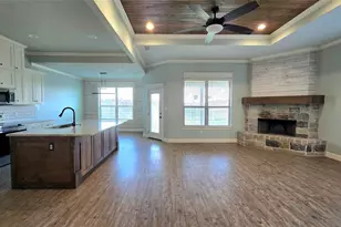 156 Carriage Hills Pkwy, Abilene, TX 79602 - Photo 2
