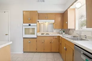 7003 Kingsbury Dr, Dallas, TX 75231 - Photo 8