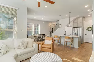 7104 Amber Grv Ct, Dallas, TX 75231 - Photo 4
