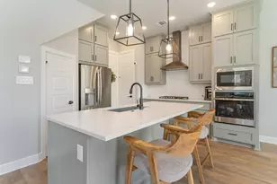 7104 Amber Grv Ct, Dallas, TX 75231 - Photo 10