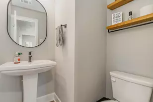 7104 Amber Grv Ct, Dallas, TX 75231 - Photo 18