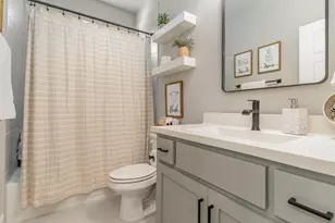7104 Amber Grv Ct, Dallas, TX 75231 - Photo 32