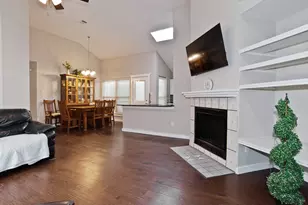 4707 Poppy Dr E, Fort Worth, TX 76137 - Photo 6