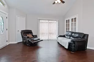 4707 Poppy Dr E, Fort Worth, TX 76137 - Photo 8