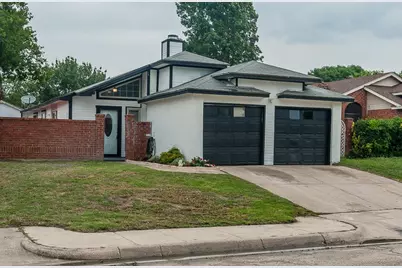 4707 Poppy Drive E, Fort Worth, TX 76137 - Photo 1