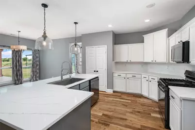 1019 Vaughan Lane, Tioga, TX 76271 - Photo 16