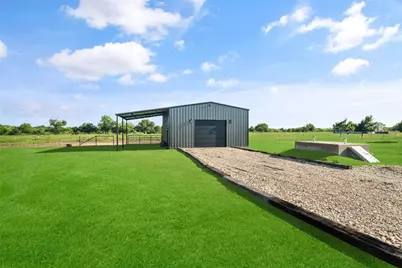 1019 Vaughan Lane, Tioga, TX 76271 - Photo 6