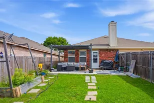 1936 Rosa Parks Blvd, Lancaster, TX 75146 - Photo 22