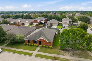 1936 Rosa Parks Blvd, Lancaster, TX 75146 - Photo 4