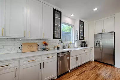 1323 Lansford Avenue, Dallas, TX 75224 - Photo 10