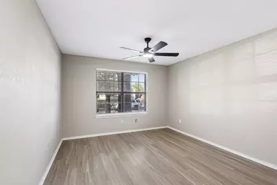 2706 Bridge Lake Drive, Irving, TX 75060 - Photo 10