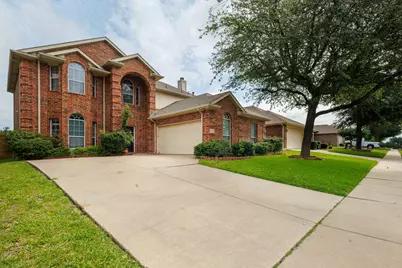 6107 Lakecrest Drive, Sachse, TX 75048 - Photo 2