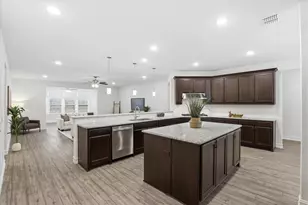 1112 Cornerstone Dr, Little Elm, TX 76227 - Photo 10