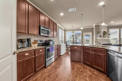 10828 Aurora Drive, Waco, TX 76708 - Photo 8