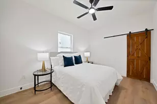 1130 E Hattie St, Fort Worth, TX 76104 - Photo 18