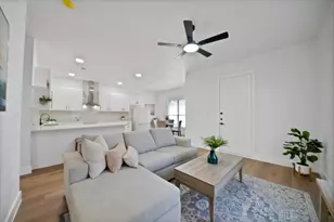 1130 E Hattie St, Fort Worth, TX 76104 - Photo 8