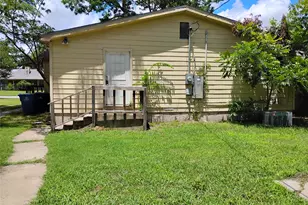 620 W Morton St, Denison, TX 75020 - Photo 14