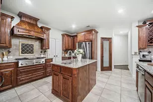 7036 Flamencia, Grand Prairie, TX 75054 - Photo 8