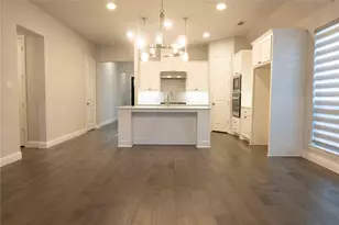 4449 Tall Knight Ln, Carrollton, TX 75010 - Photo 10