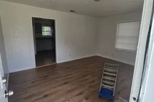4503 Bradshaw St, Dallas, TX 75215 - Photo 8