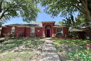 1811 Lake Travis Dr, Allen, TX 75002 - Photo 2