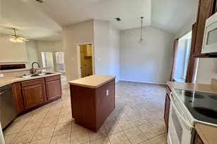 1811 Lake Travis Dr, Allen, TX 75002 - Photo 10