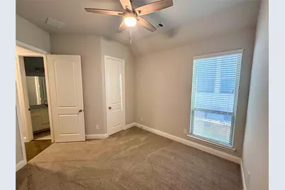 4449 Tall Knight Lane, Carrollton, TX 75010 - Photo 18