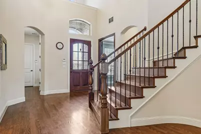 1225 Huron Drive, Grapevine, TX 76051 - Photo 2