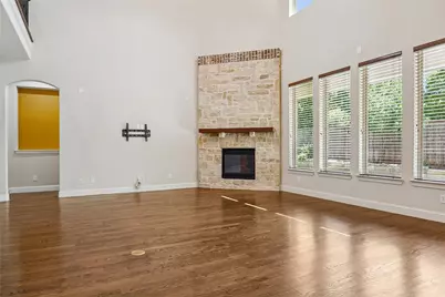 1225 Huron Drive, Grapevine, TX 76051 - Photo 6