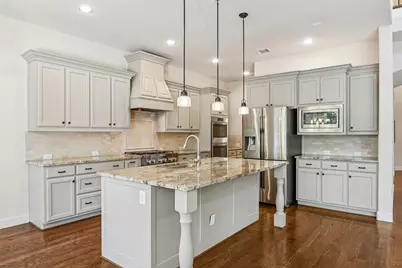 1225 Huron Drive, Grapevine, TX 76051 - Photo 8