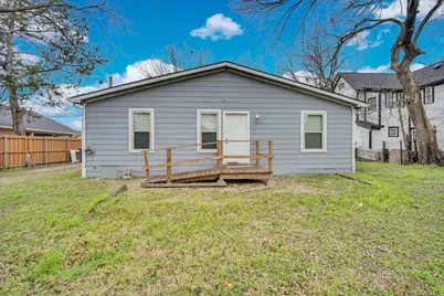 205 W Latimer Street, Ennis, TX 75119 - Photo 22