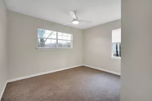 205 W Latimer St, Ennis, TX 75119 - Photo 18