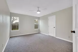 205 W Latimer St, Ennis, TX 75119 - Photo 12