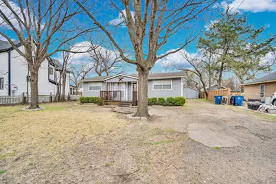 205 W Latimer Street, Ennis, TX 75119 - Photo 4