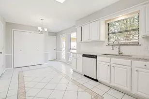 2013 Arles Ln, Carrollton, TX 75007 - Photo 14
