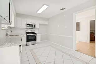2013 Arles Ln, Carrollton, TX 75007 - Photo 10