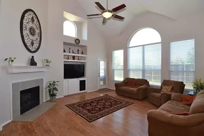 4401 Caledonia Creek Lane, Plano, TX 75024 - Photo 10