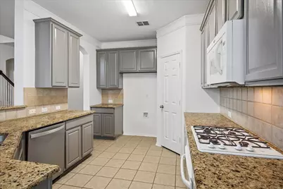 4401 Caledonia Creek Lane, Plano, TX 75024 - Photo 10